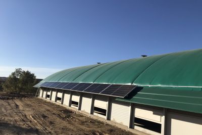 Instalación fotovoltaica granja aislada 4